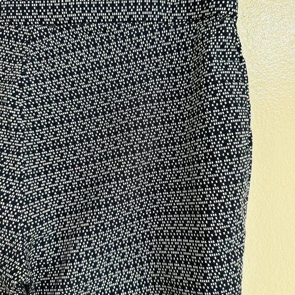 Christopher & Banks Signature Slimming Stretch Pants Dark Blue Polka Dot, Size 6 - Picture 3 of 5